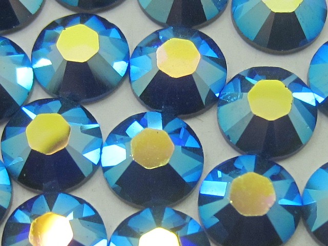 72 pcs. 20ss COBALT BLUE AB (viva) FLATBACK PRECIOSA Rhinestones